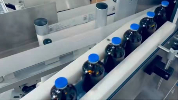 赛康尼浅谈立式圆瓶贴标机发展